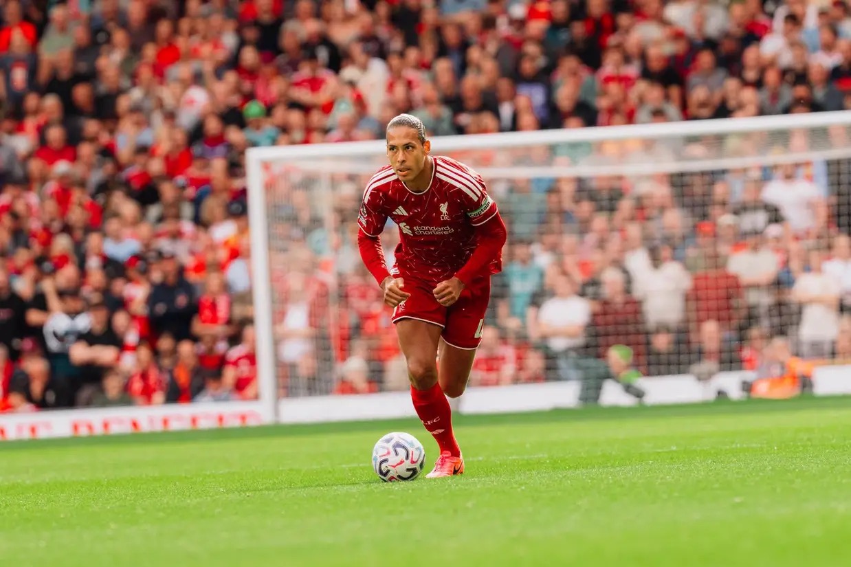img_31_1789329728674 4K Football wallpaper